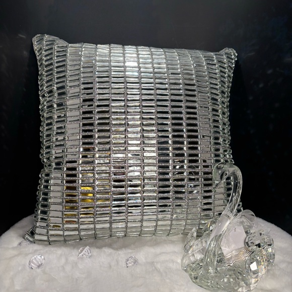 Holiday Christmas throw pillow - Picture 1 of 2